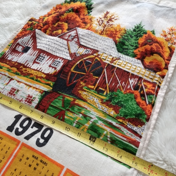1979 Kitchen Towel Vintage Calendar - Picture 2 of 4